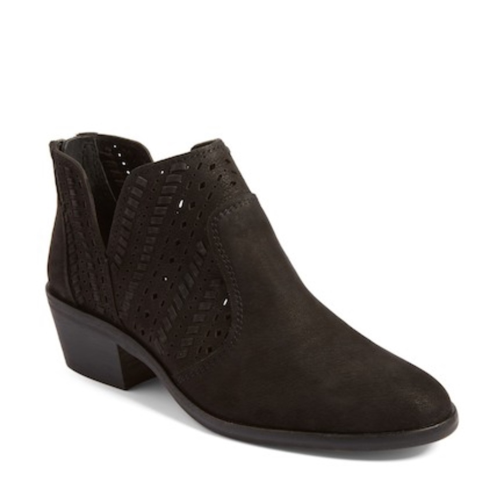 Vince Camuto Prasata Bootie